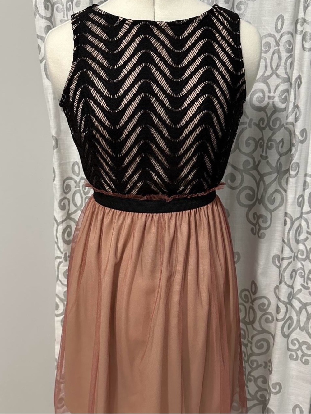 Speechless semi formal dress